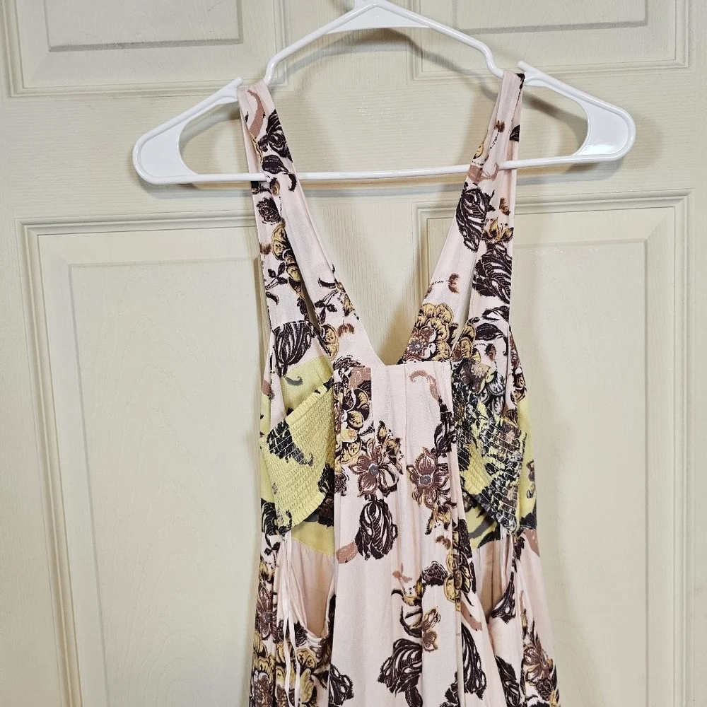 Free People Baby Its You Cut Out Floral Mini Swing Dress - Picture 4 of 9
